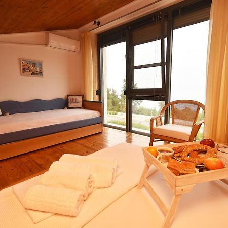 Olia Sea View Shared Pool Villa, Неа-Фокеа Экстерьер фото