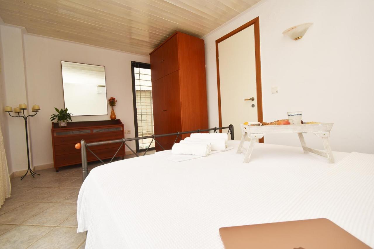 Olia Sea View Shared Pool Villa, Неа-Фокеа Экстерьер фото