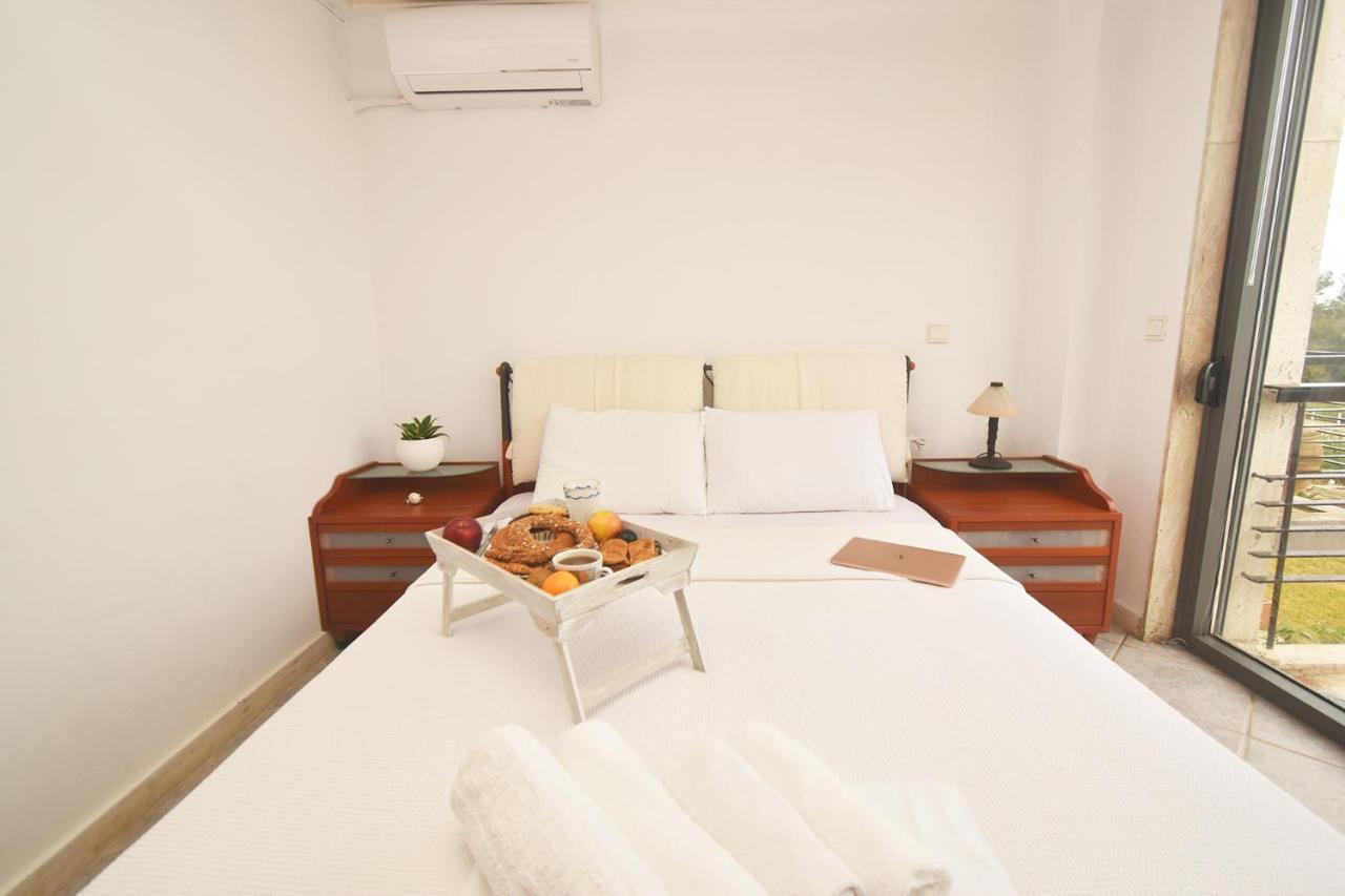 Olia Sea View Shared Pool Villa, Неа-Фокеа Экстерьер фото
