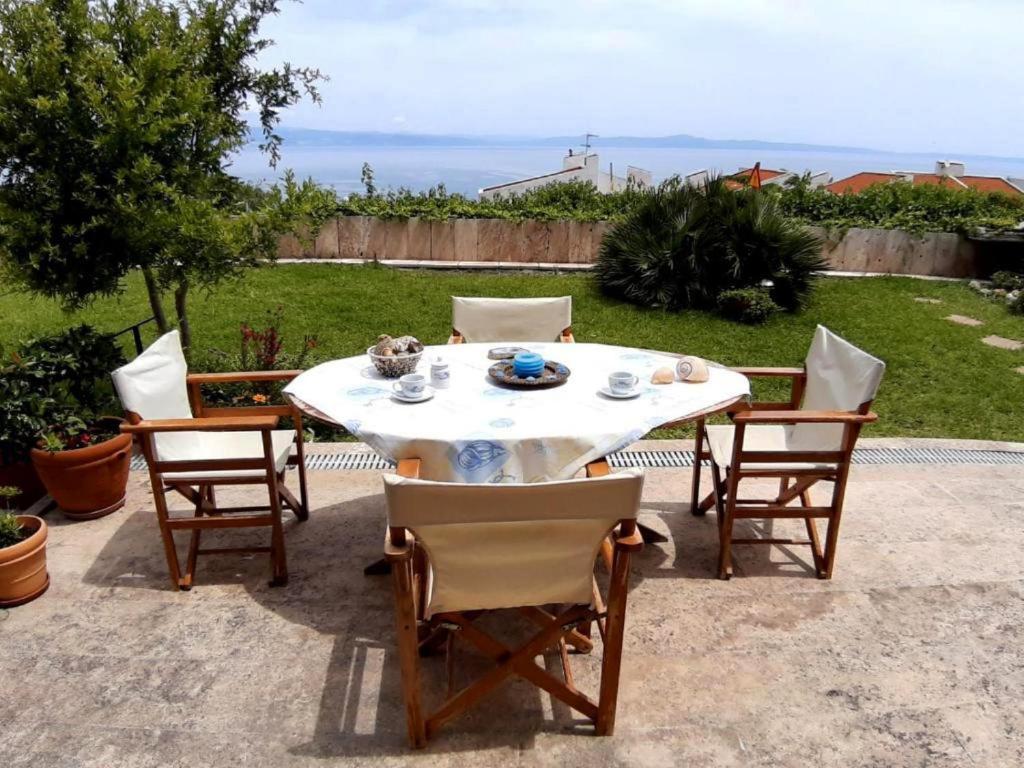 Olia Sea View Shared Pool Villa, Неа-Фокеа Экстерьер фото