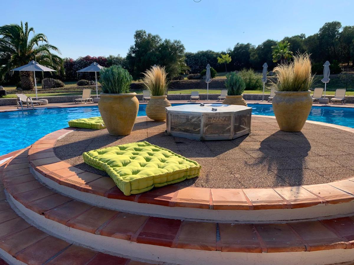 Olia Sea View Shared Pool Villa, Неа-Фокеа Экстерьер фото
